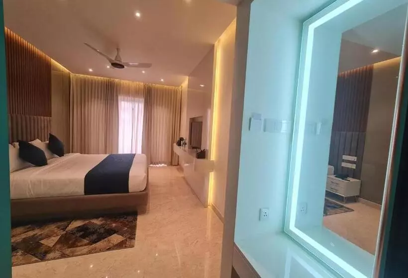 Luxury Hotel Tumkur