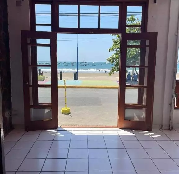 Hotelli Ocean View