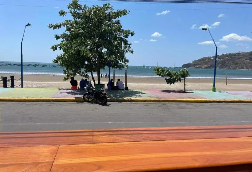 Hotelli Ocean View