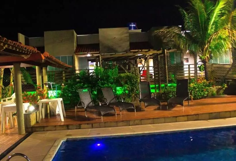 Hotelli Pousada Encantos Do Glória