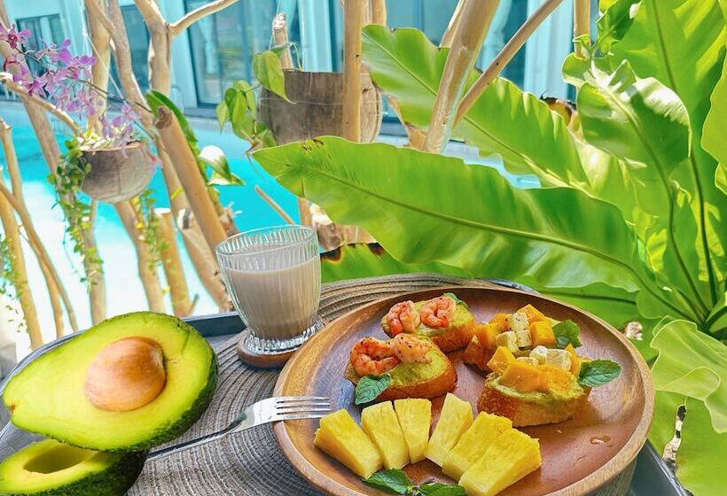 پانسیون Diving Addiction Resort