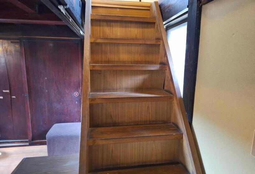 هاستل Gloce Sadoベースキャンプ宿根木