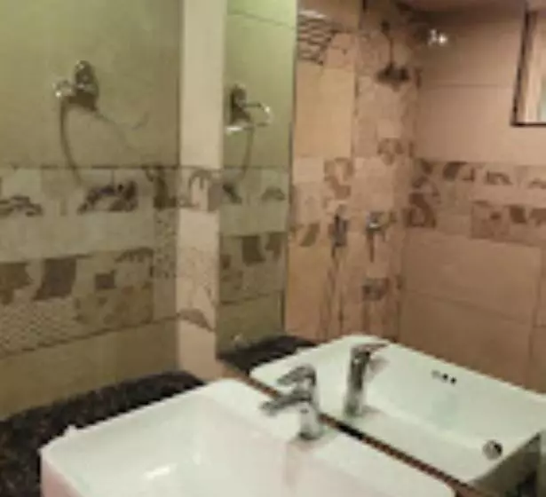 ホテル K2 Inn , Srinagar