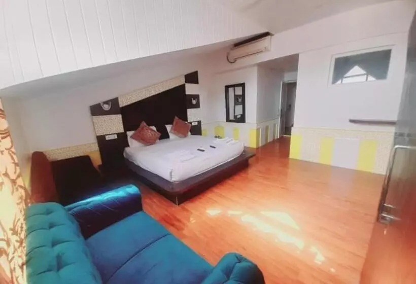 ホテル K2 Inn , Srinagar