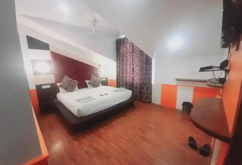 ホテル K2 Inn , Srinagar
