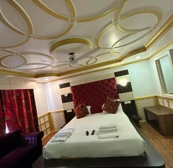 ホテル K2 Inn , Srinagar