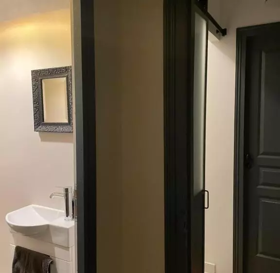 Bed And Breakfast 2 Chambres, 1 Salle D Eau   Centre Versailles