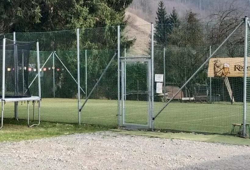 Majatalo Penzion U Skrblika