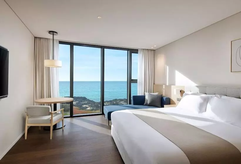 Hotelli Shilla Stay Plus Ihotewoo Ocean Front