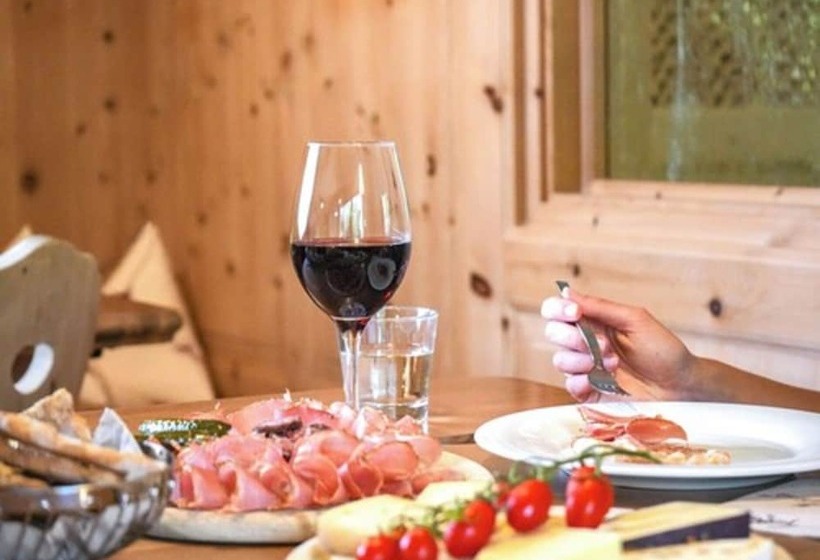 Garni Hotel Bel Vert