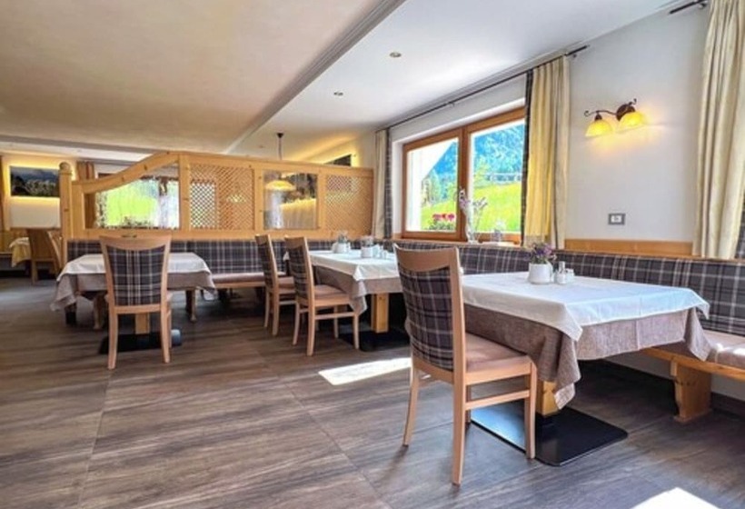 Garni Hotel Bel Vert