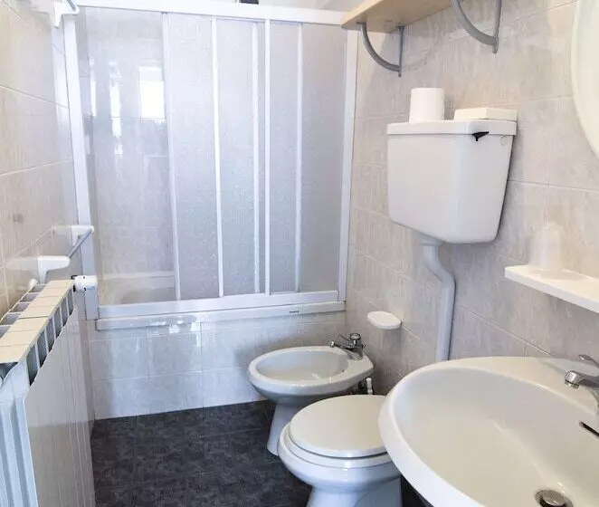Hotelli Albergo Alla Costa