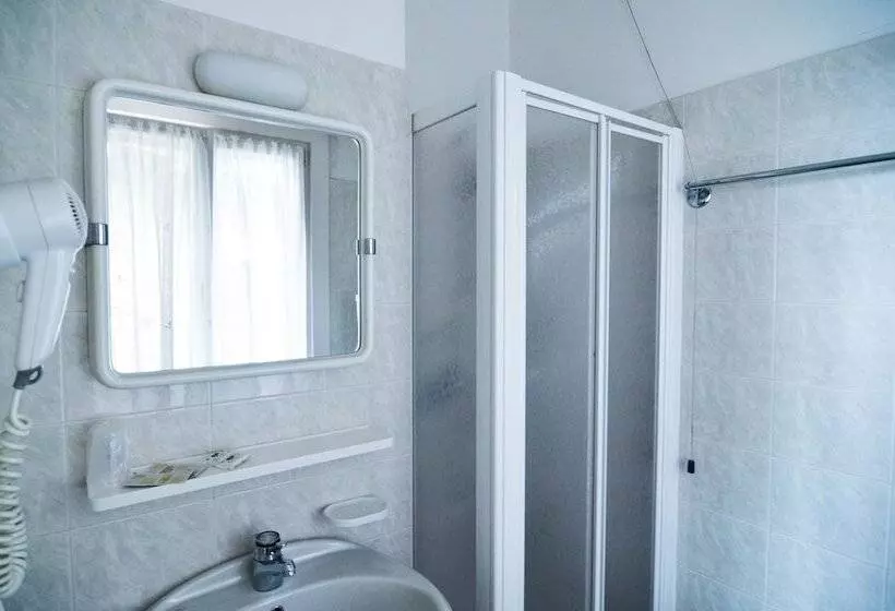 Hotelli Albergo Alla Costa
