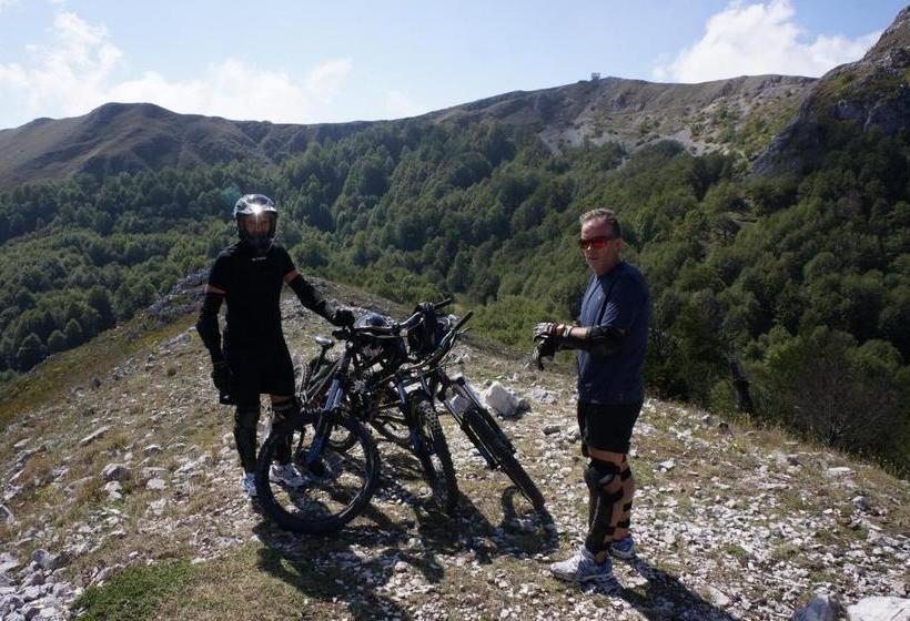 בית מלון כפרי Albergo Villino Quintiliani