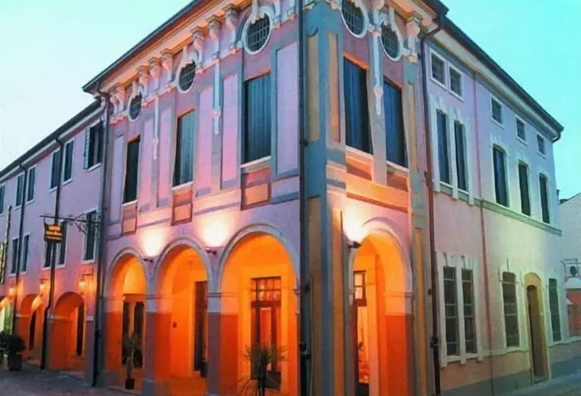 Hotelli Aldo Moro