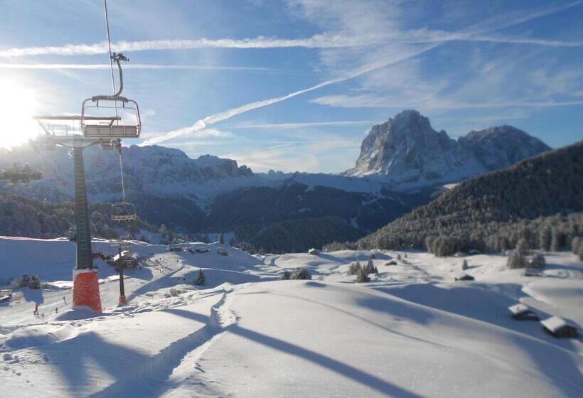 هتل Ansitz Jakoberhof