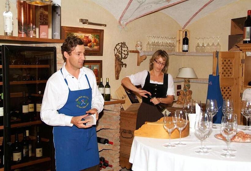 هتل Ansitz Jakoberhof