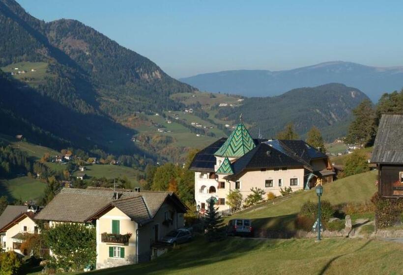 هتل Ansitz Jakoberhof