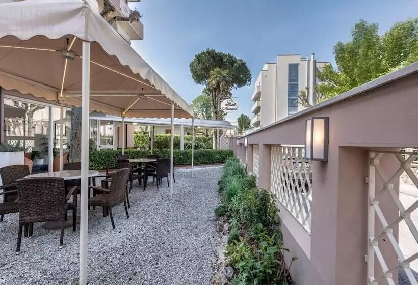 Hotelli Azzurra