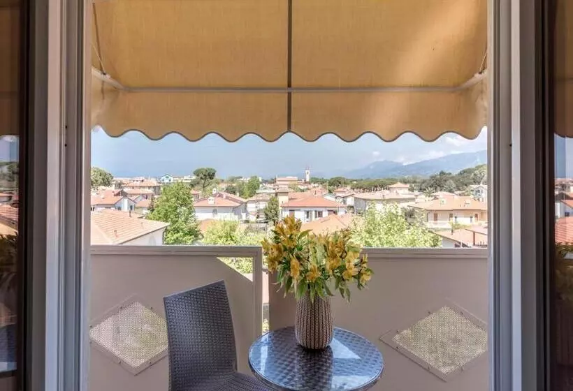 Hotelli Azzurra