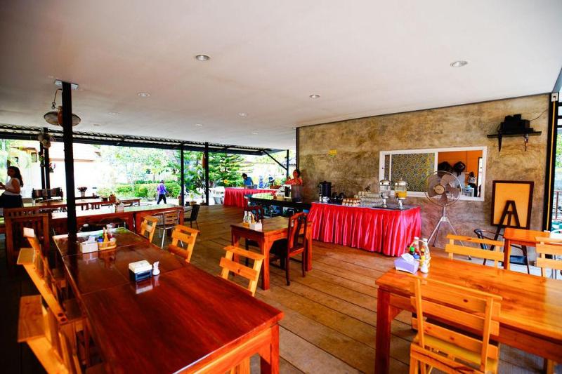 ホテル Coral Resort