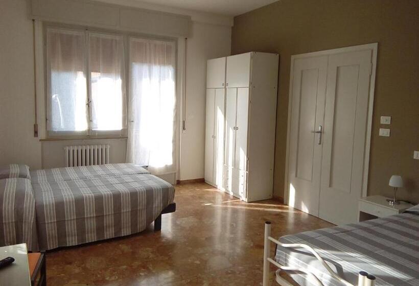 בית מלון כפרי Gardenia