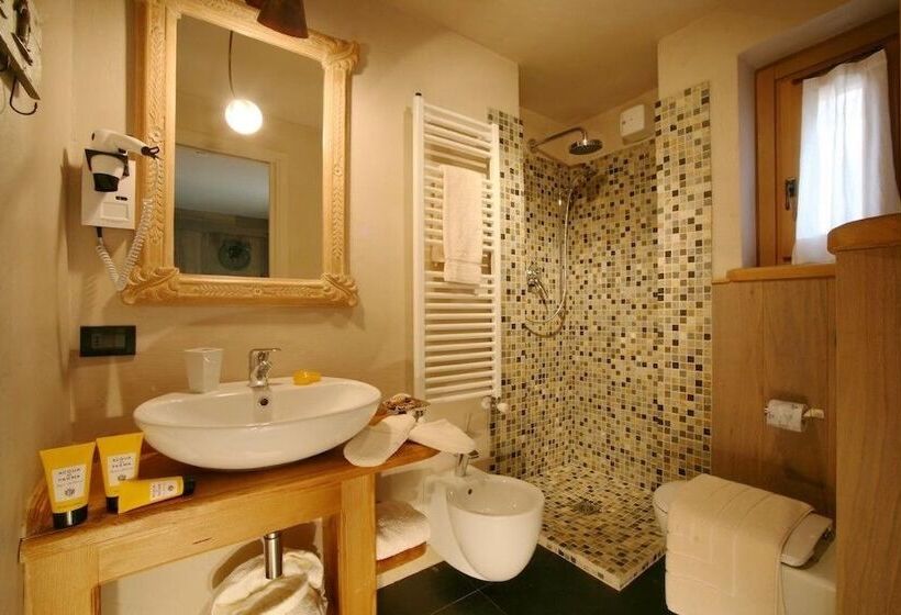 호텔 Letterario Locanda Collomb