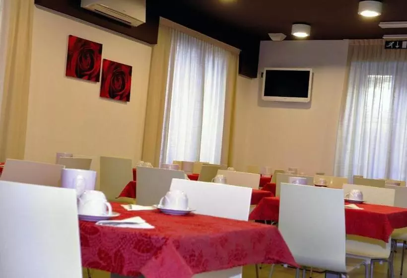 Hotel Raffaello