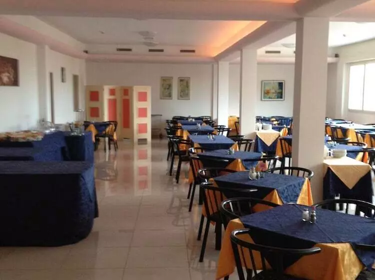 Hotelli Riposo