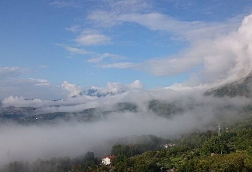 ホテル Sette E Mezzo