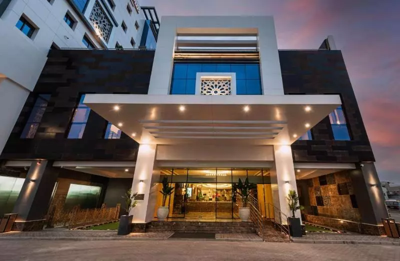 هتل Best Western Plus Tabuk City Center