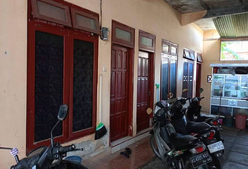 Hotel Spot On 93712 Vanda Family