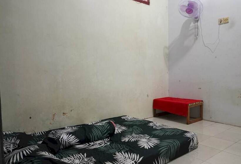 Hotel Spot On 93712 Vanda Family