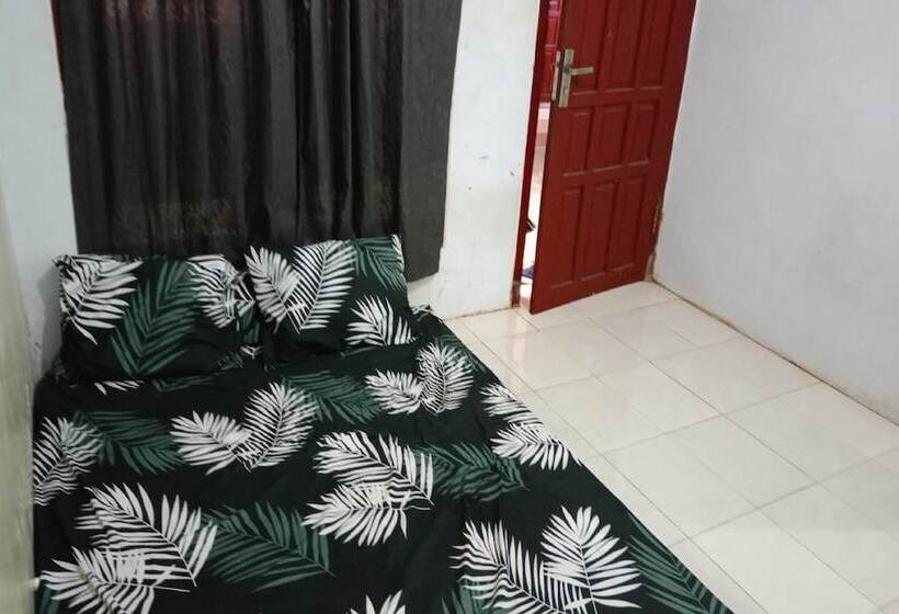 Hotel Spot On 93712 Vanda Family