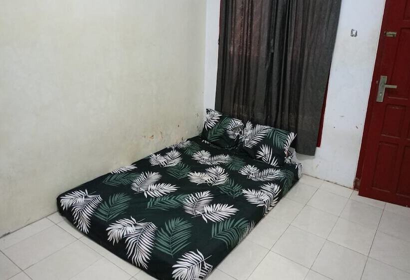 Hotel Spot On 93712 Vanda Family