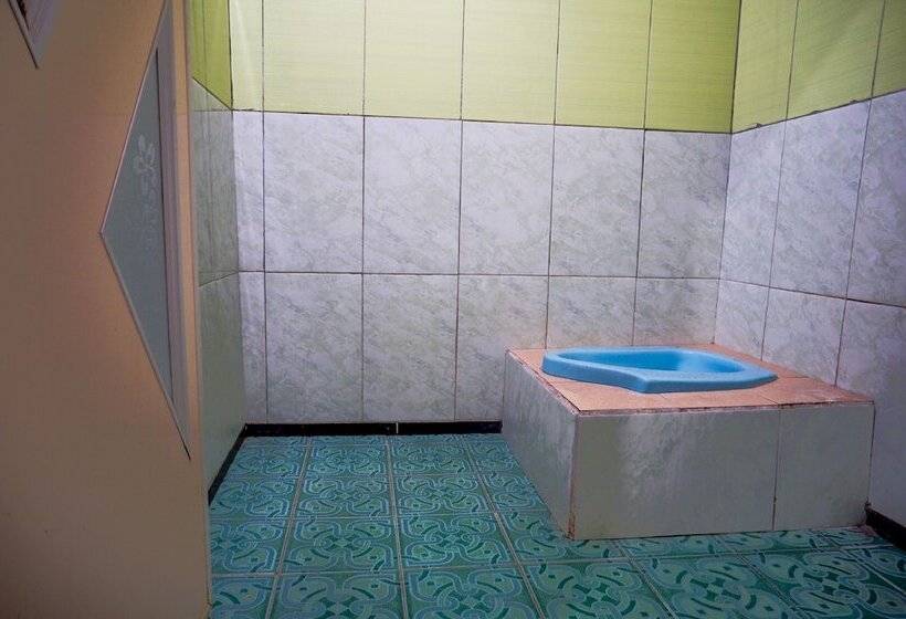 Hotel Spot On 93712 Vanda Family