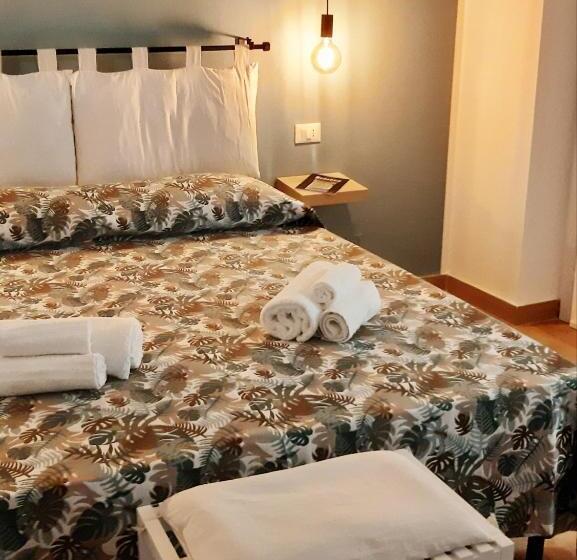 פנסיון A Casa Di Tony