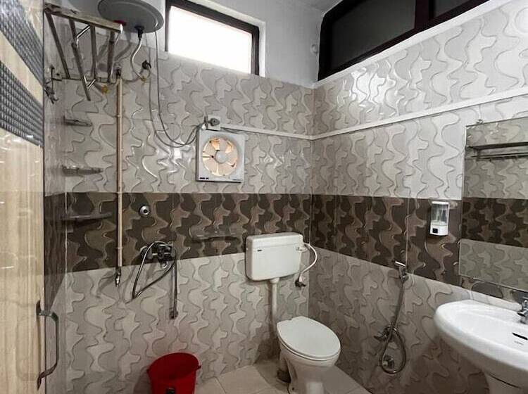 בית מלון כפרי Sewadham Training Centre