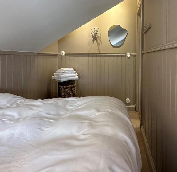 膳宿费 Smögens Gästgiveri