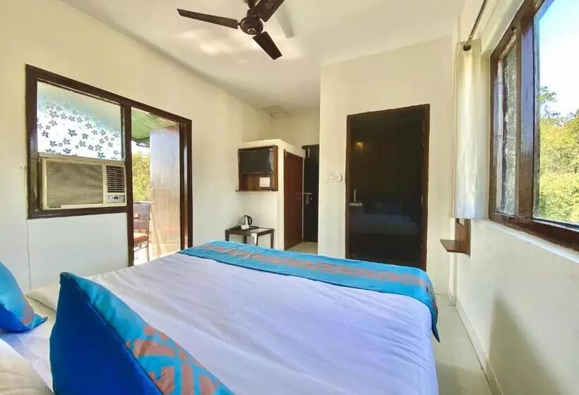 Shelton Blu Resort Jim Corbett