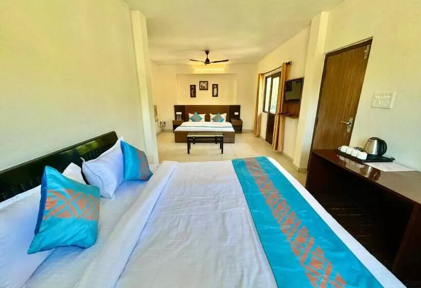 Shelton Blu Resort Jim Corbett