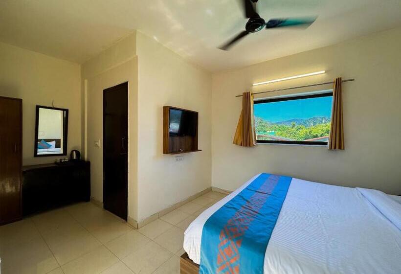 Shelton Blu Resort Jim Corbett