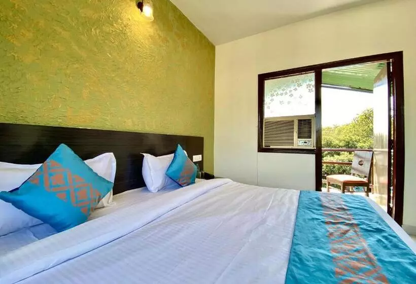 Shelton Blu Resort Jim Corbett