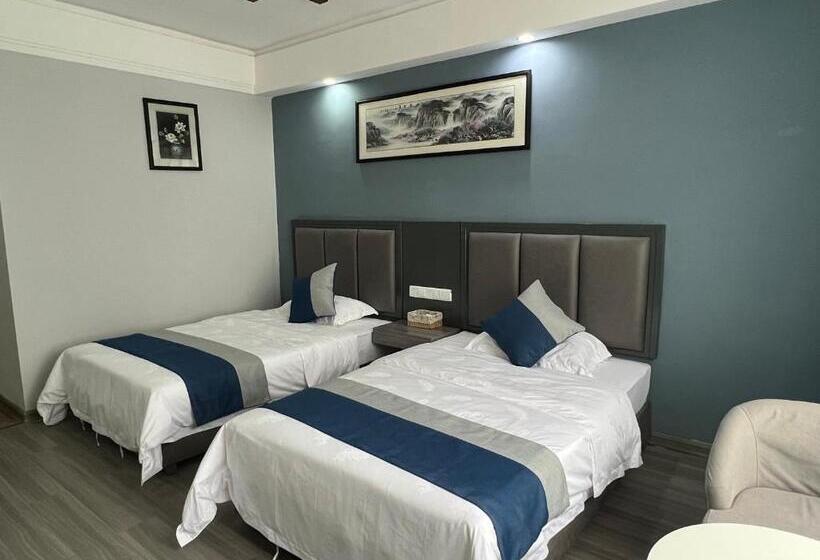 Hotelli Zhangjiajie Happy Inn