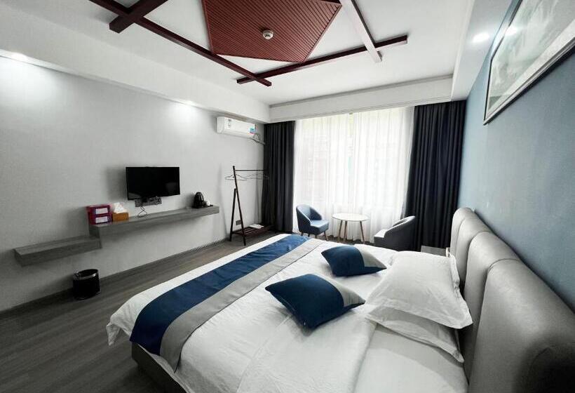 Hotelli Zhangjiajie Happy Inn