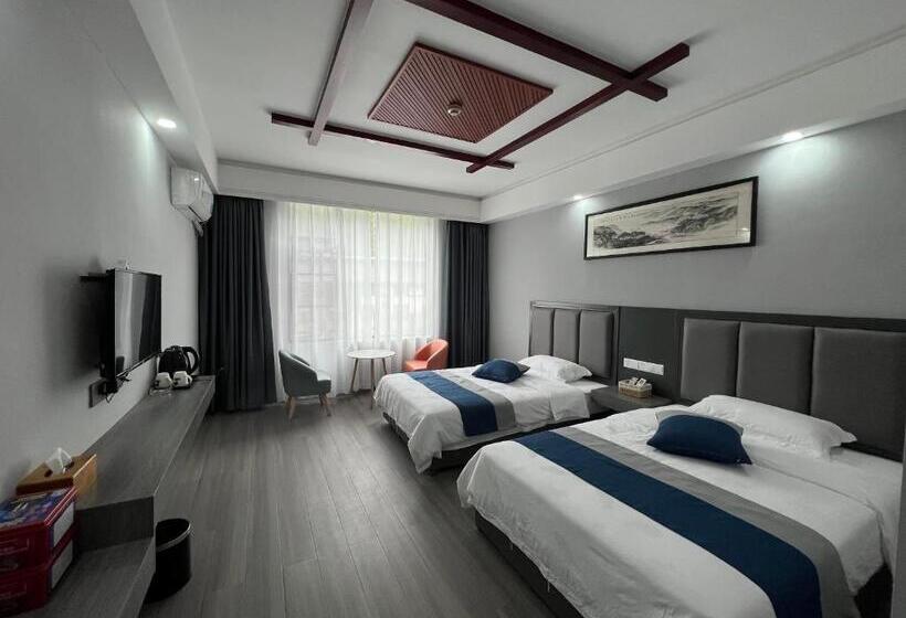 Hotelli Zhangjiajie Happy Inn