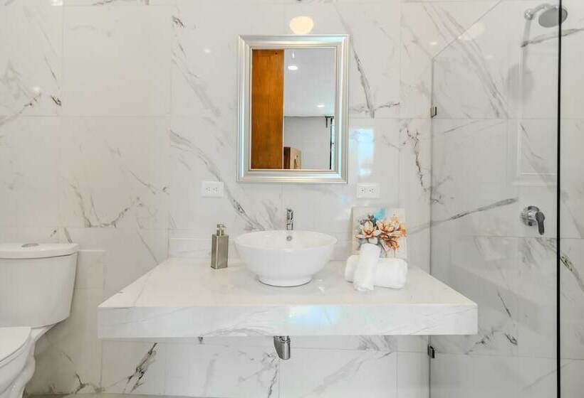 Meriblau Hotel Boutique