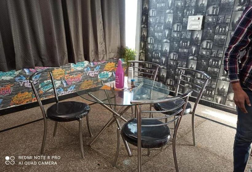 酒店 Oyo Shree Ganpati Cafe & Restaurant