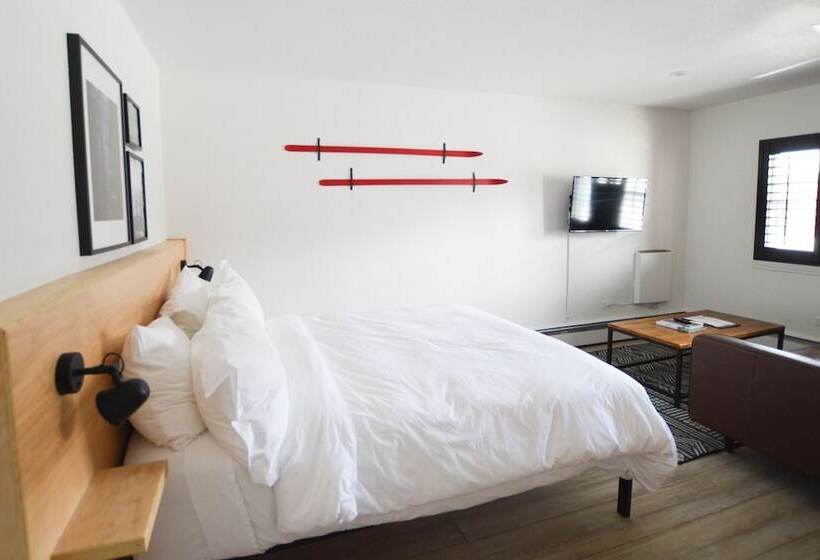 汽车旅馆 The Timberline