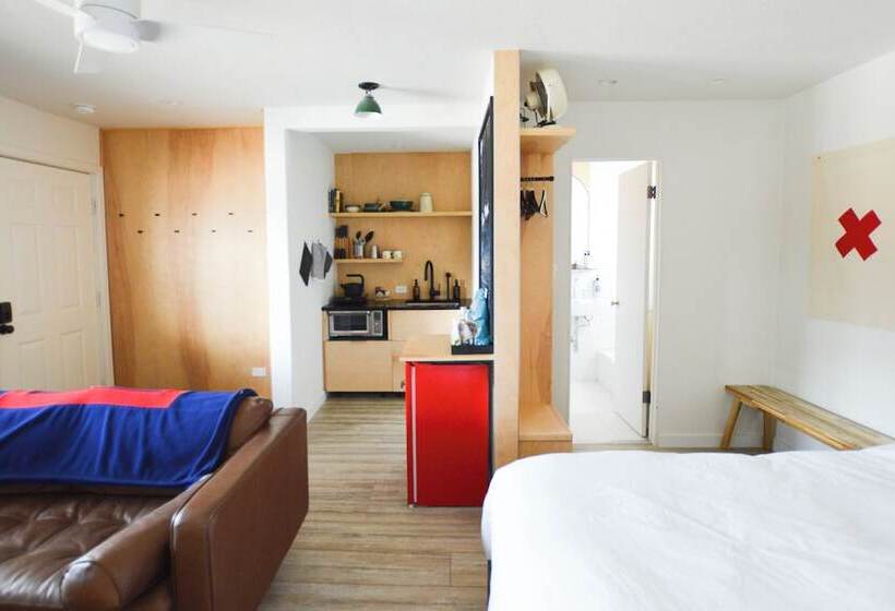 汽车旅馆 The Timberline